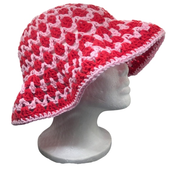 Crochet Bucket Hat | Red & Pink main image 4